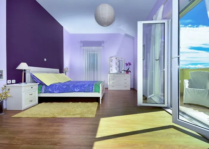 House Luna In With Private Pool (adults Only) Villa Makarska